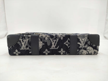 LOUIS VUITTON Monogram M57282 Tapestry Shoulder Bag