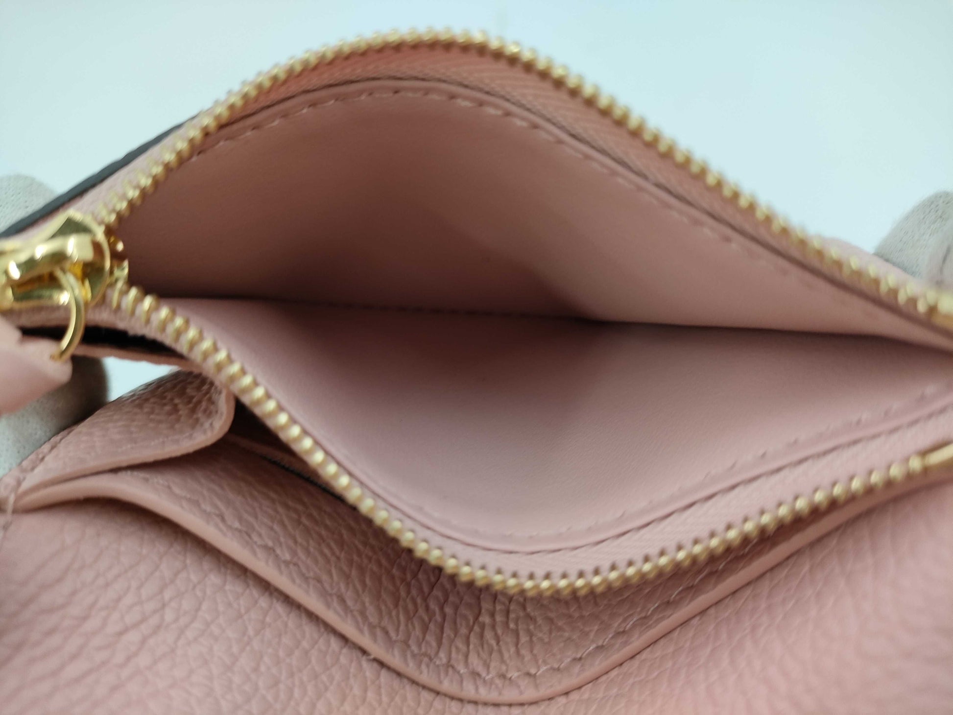 LOUIS VUITTON Monogram Empreinte LV Anf Coin Case