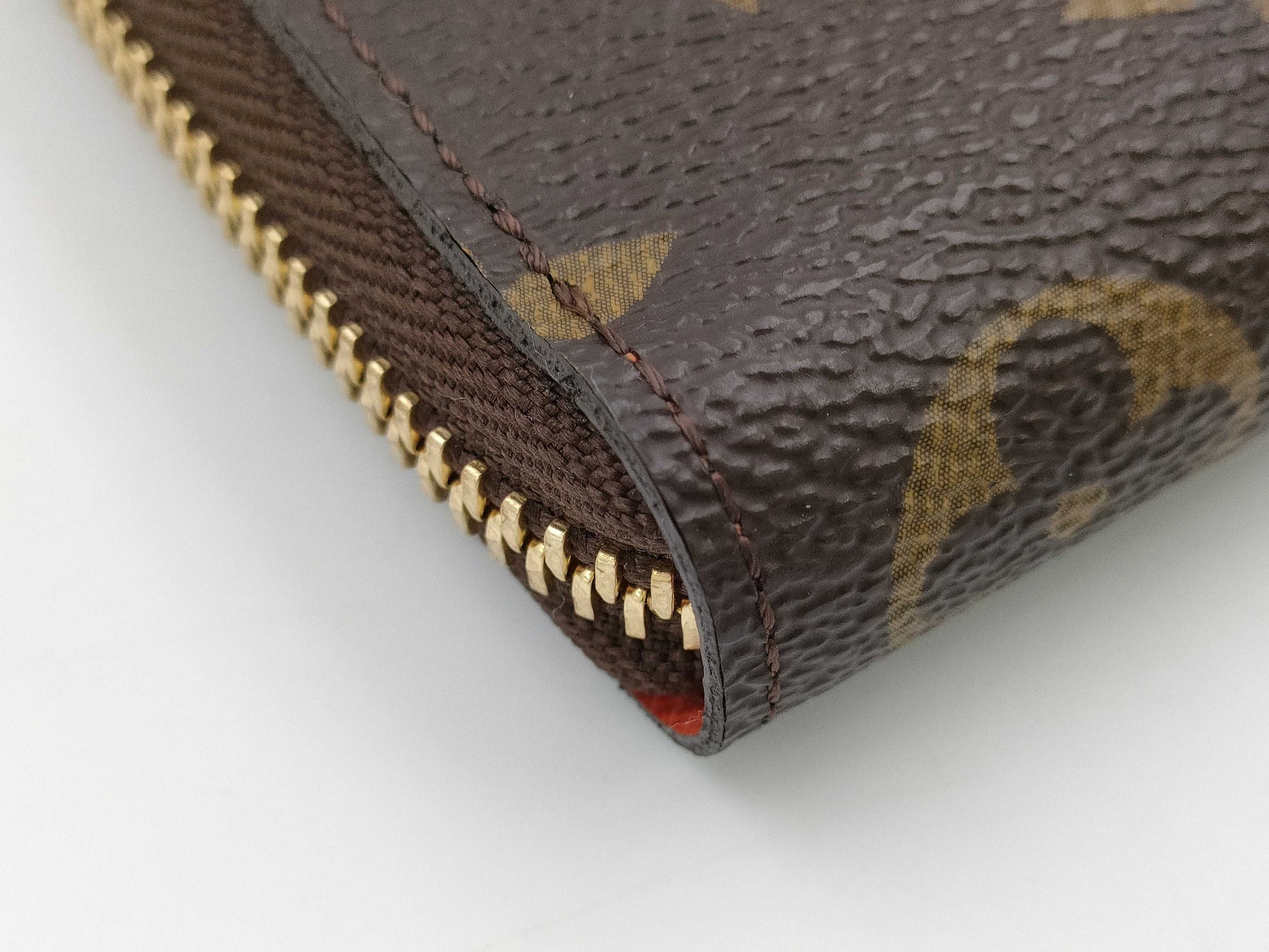 LOUIS VUITTON Monogram Louis Portefeuille Crema Wallet