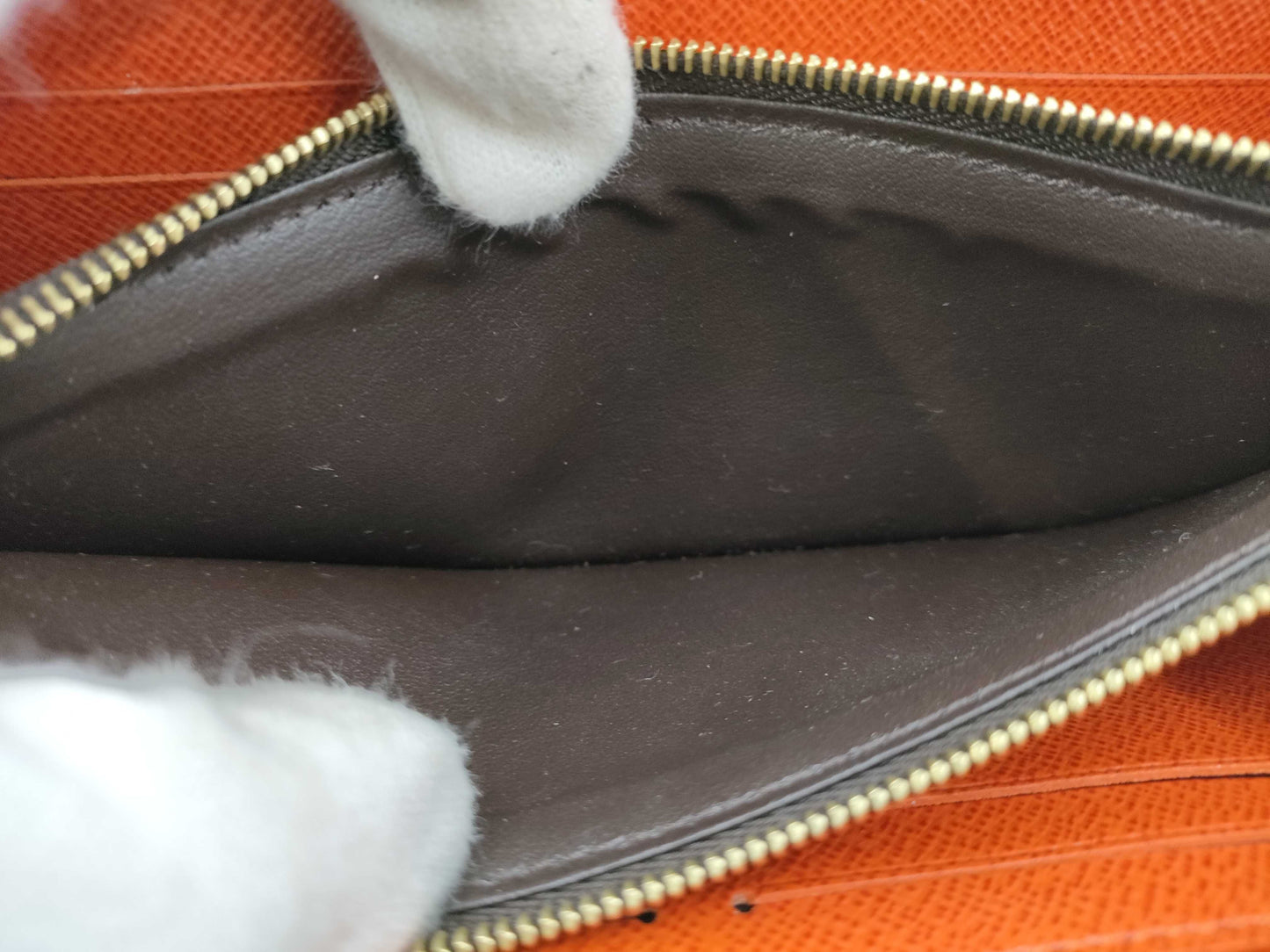 LOUIS VUITTON Monogram Louis Portefeuille Crema Wallet