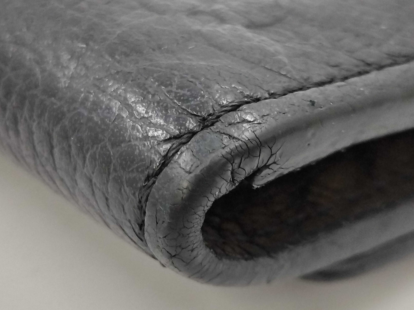 LOUIS VUITTON Empreinte Multicle 6 Initial Wallet