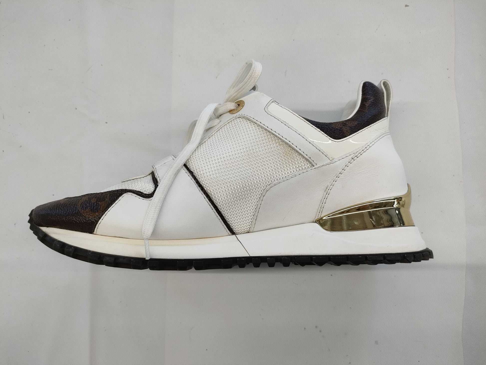 LOUIS VUITTON LV Monogram Runaway 36 1/2 Sneakers