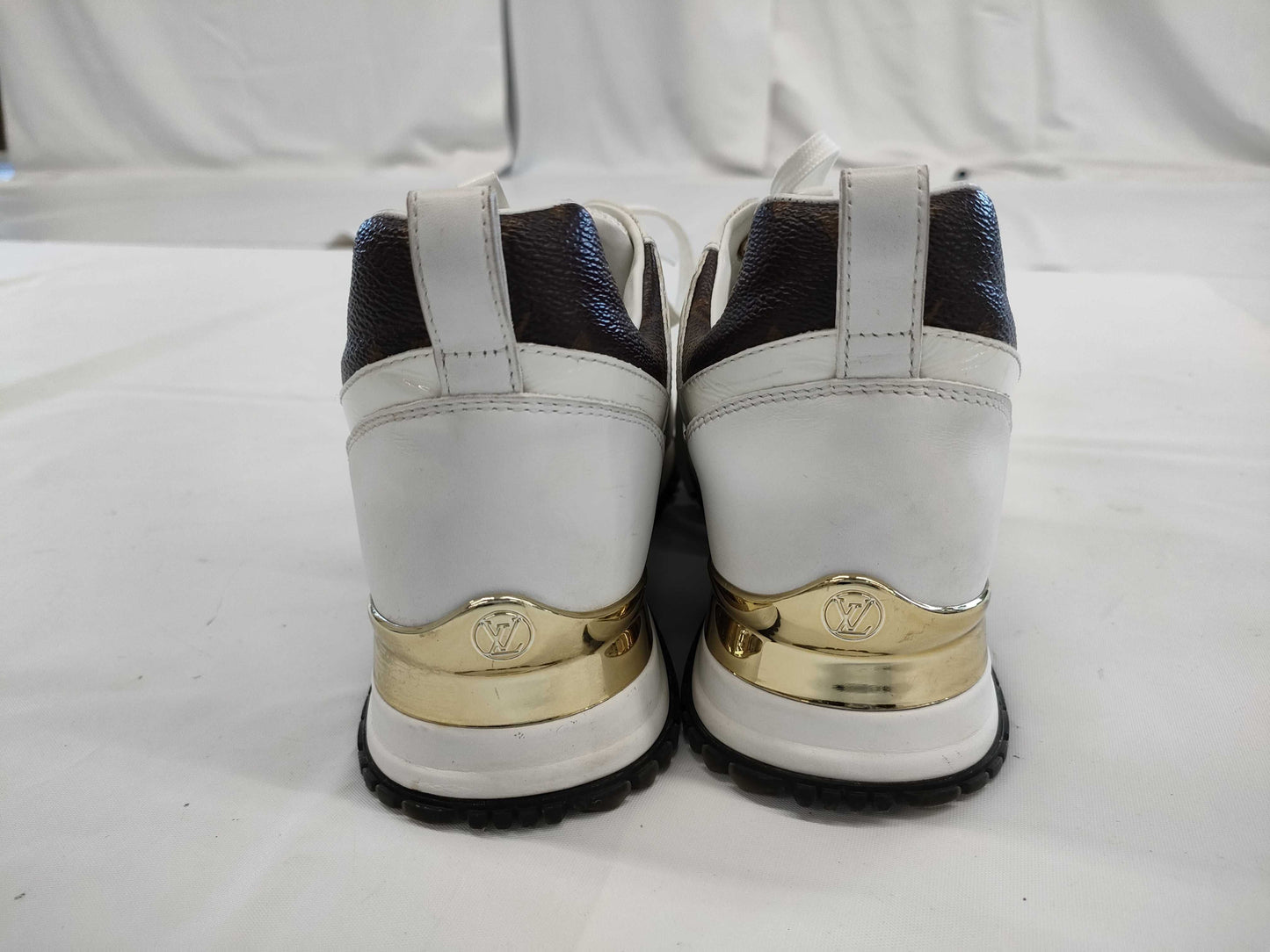 LOUIS VUITTON LV Monogram Runaway 36 1/2 Sneakers