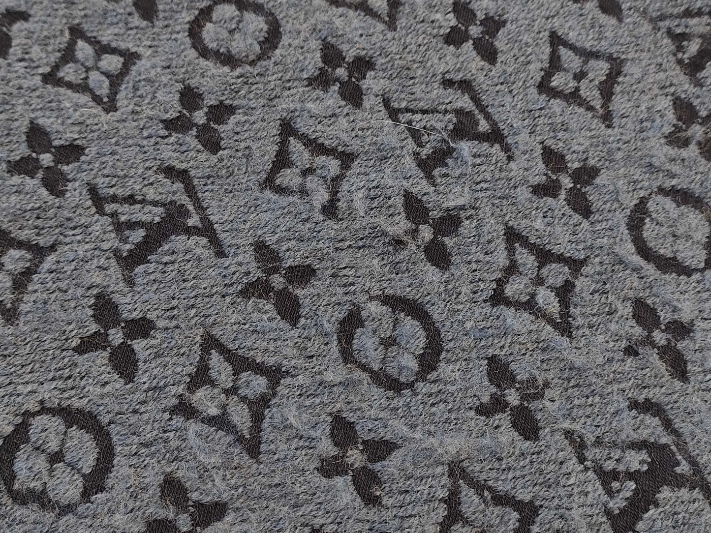 LOUIS VUITTON LV Monogram Echarpe Fringe Scarf