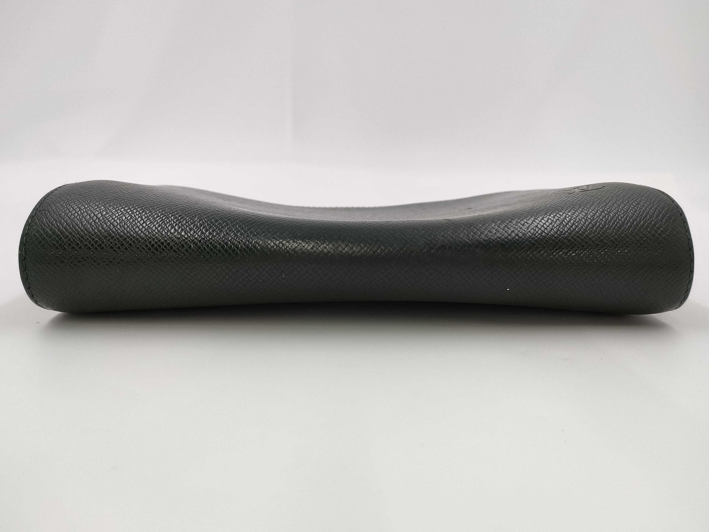 LOUIS VUITTON Taiga Baikal M30182 Second Bag Second Bag