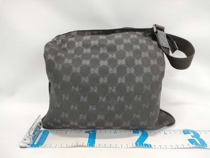 GUCCI GG Canvas Shoulder Bag