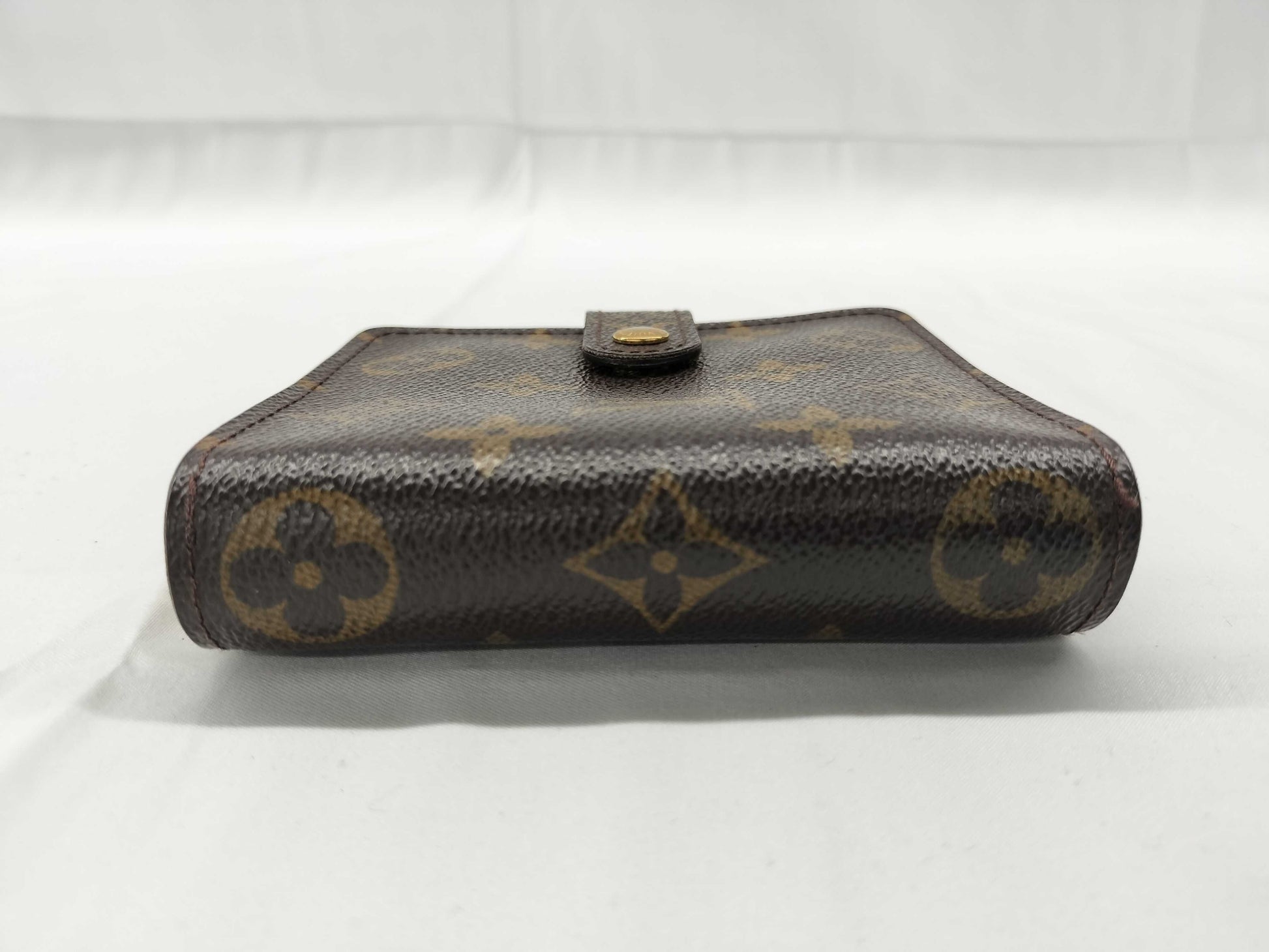 LOUIS VUITTON Monogram Double Hook Wallet