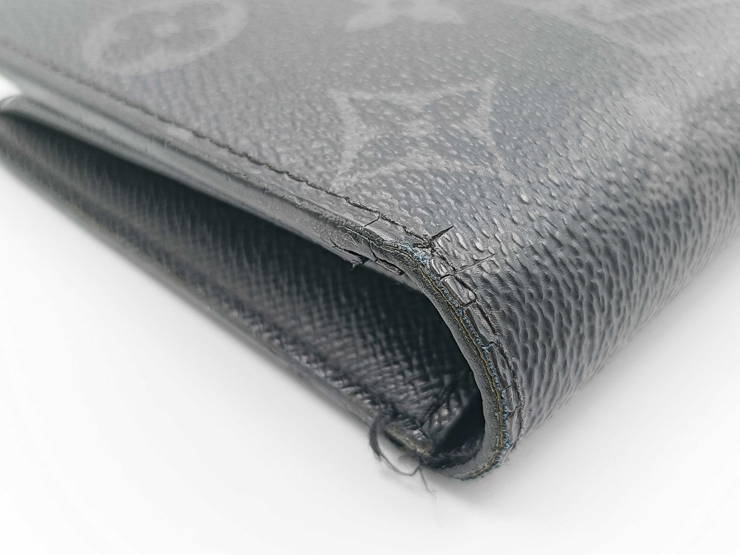 LOUIS VUITTON Monogram Eclipse Portefeuille Brazza Wallet