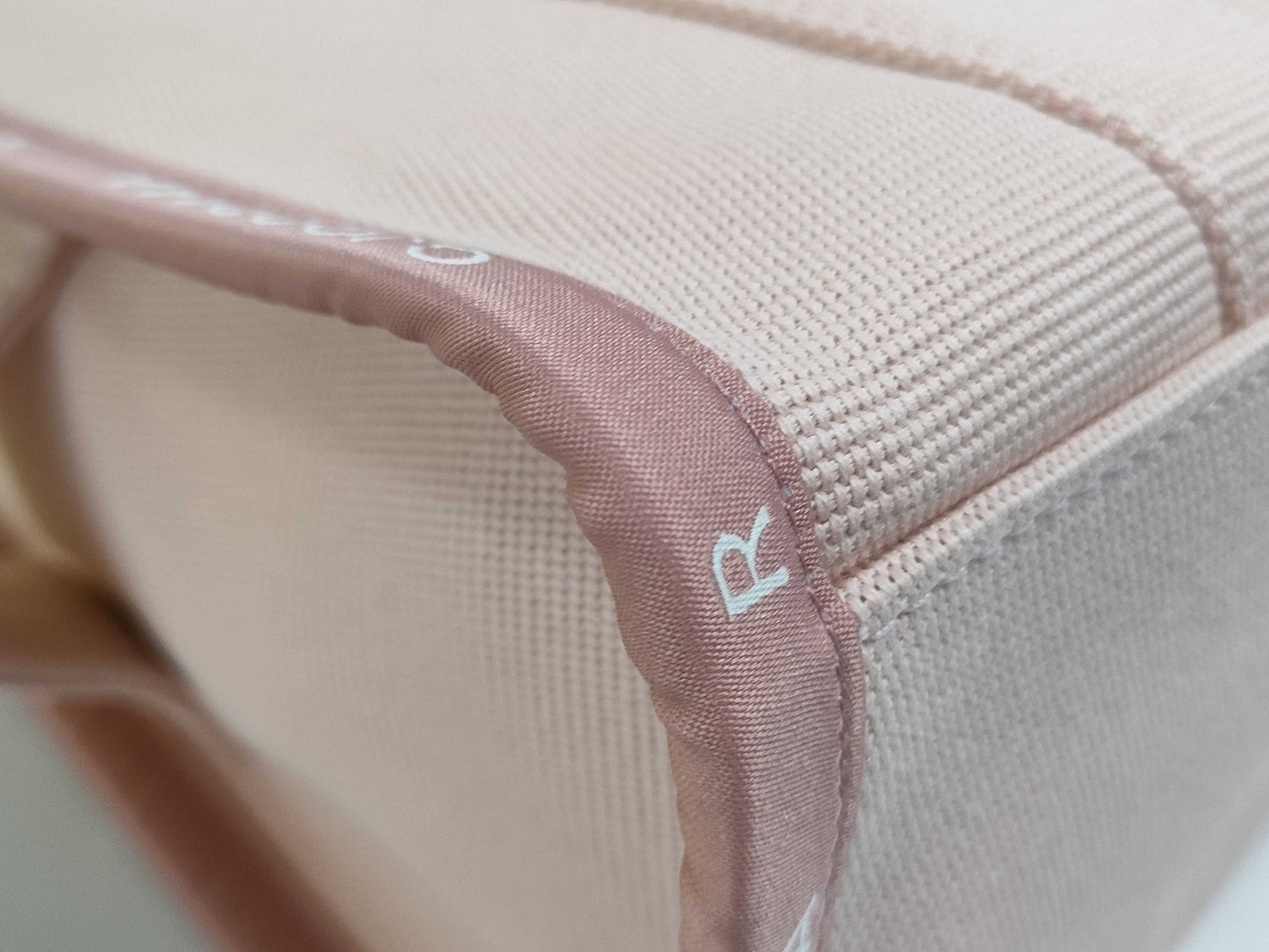 MARC JACOBS The Jacquard Tote Bag Medium Rose Handbag