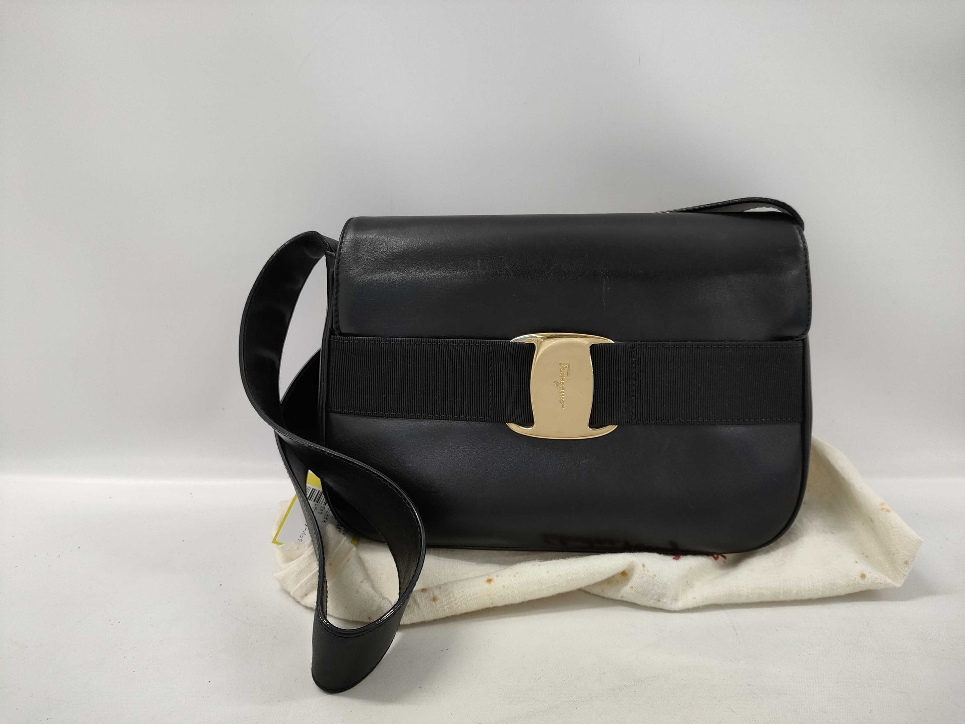 Salvatore Ferragamo Vara Leather Shoulder Bag