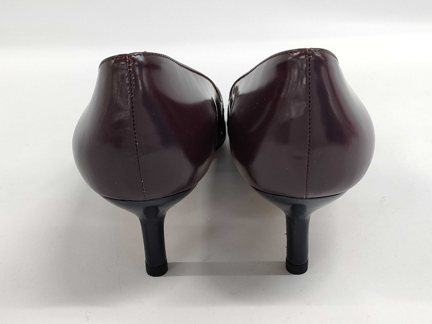 Manolo Brannik Boxed Heel Women's Watch Pumps