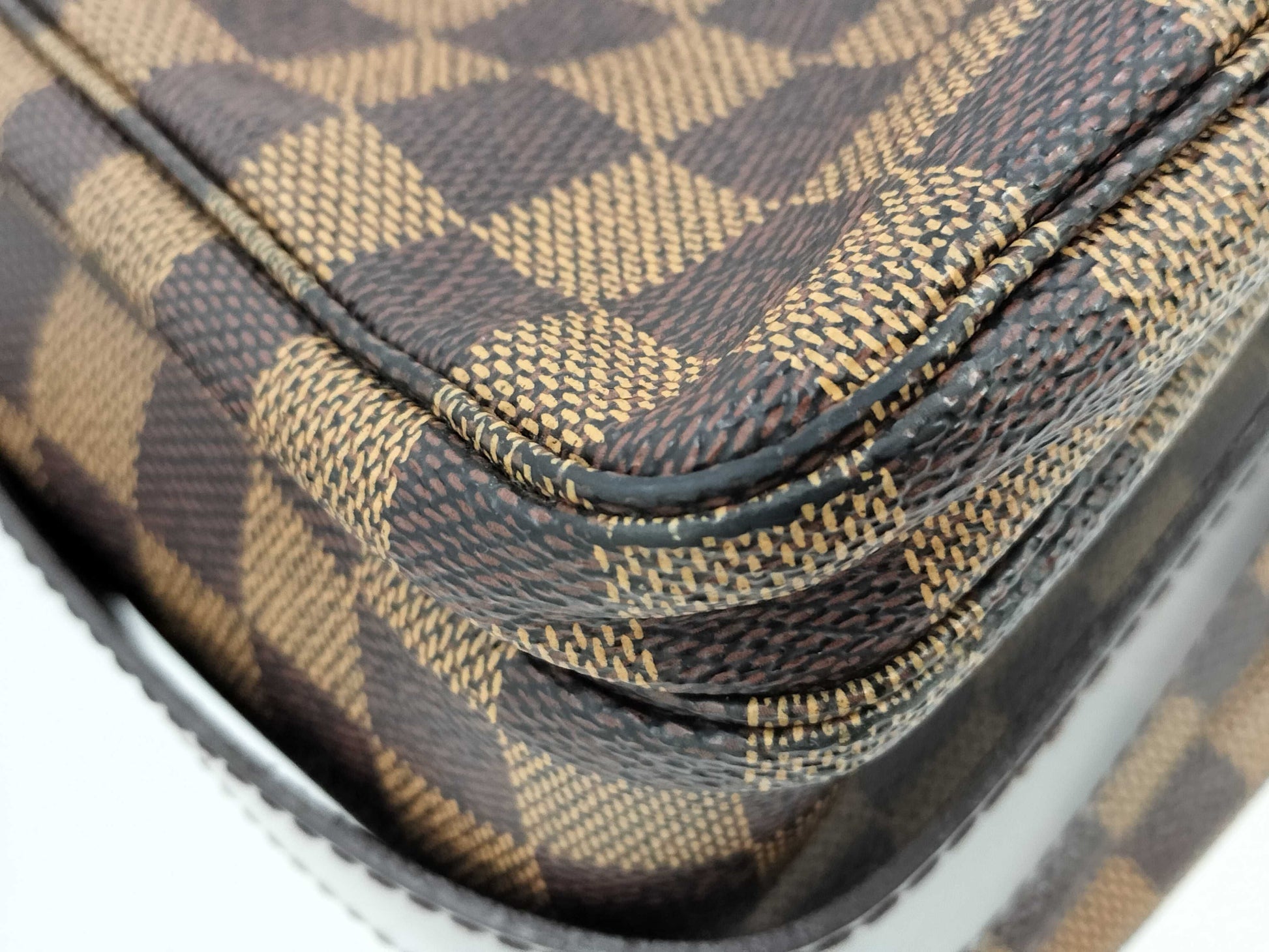 LOUIS VUITTON Damier N45255 Naviglio Shoulder Bag