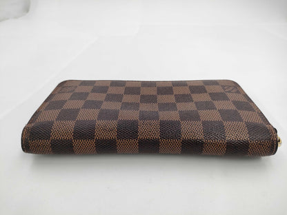 LOUIS VUITTON Damier Zippy Wallet
