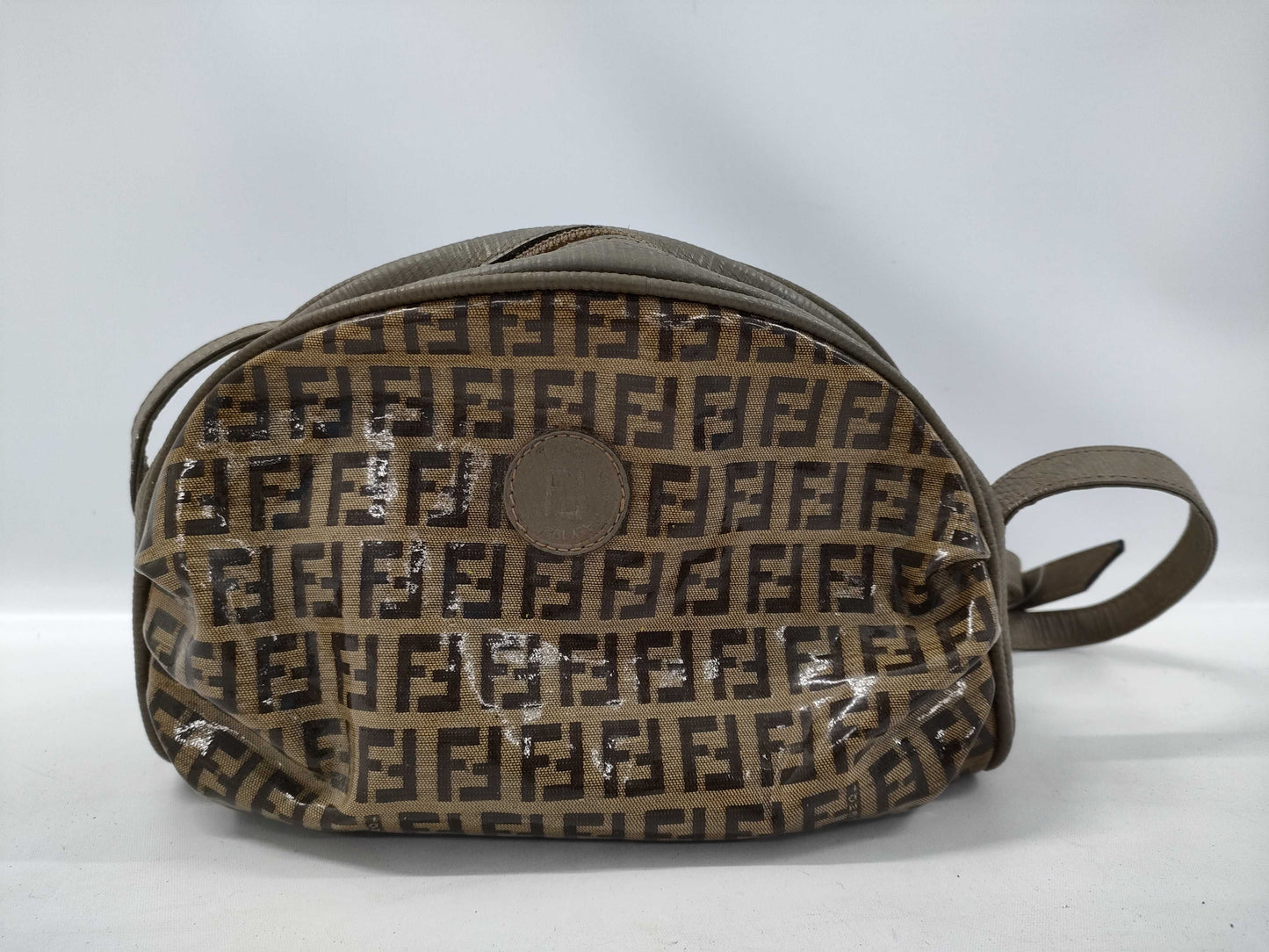 FENDI SAS enamel shoulder bag shoulder bag