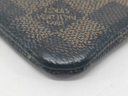 LOUIS VUITTON Damier Pochette Clé Coin Case