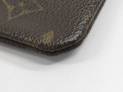 LOUIS VUITTON Monogram Pochette Cle Key Case/Key Holder