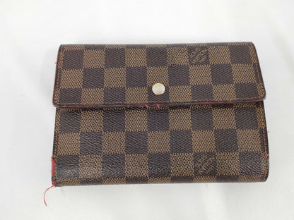 LOUIS VUITTON Damier Tri-fold Wallet