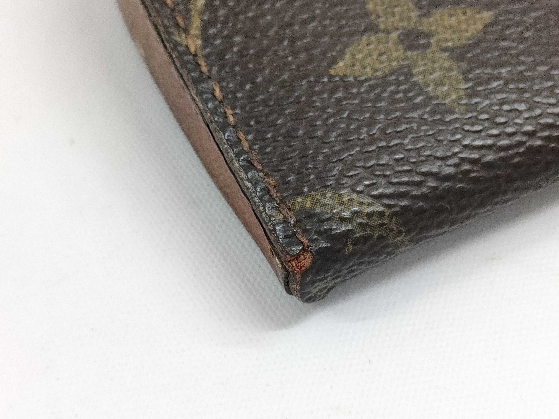 LOUIS VUITTON Monogram Porte-Mor Guze Coin Case
