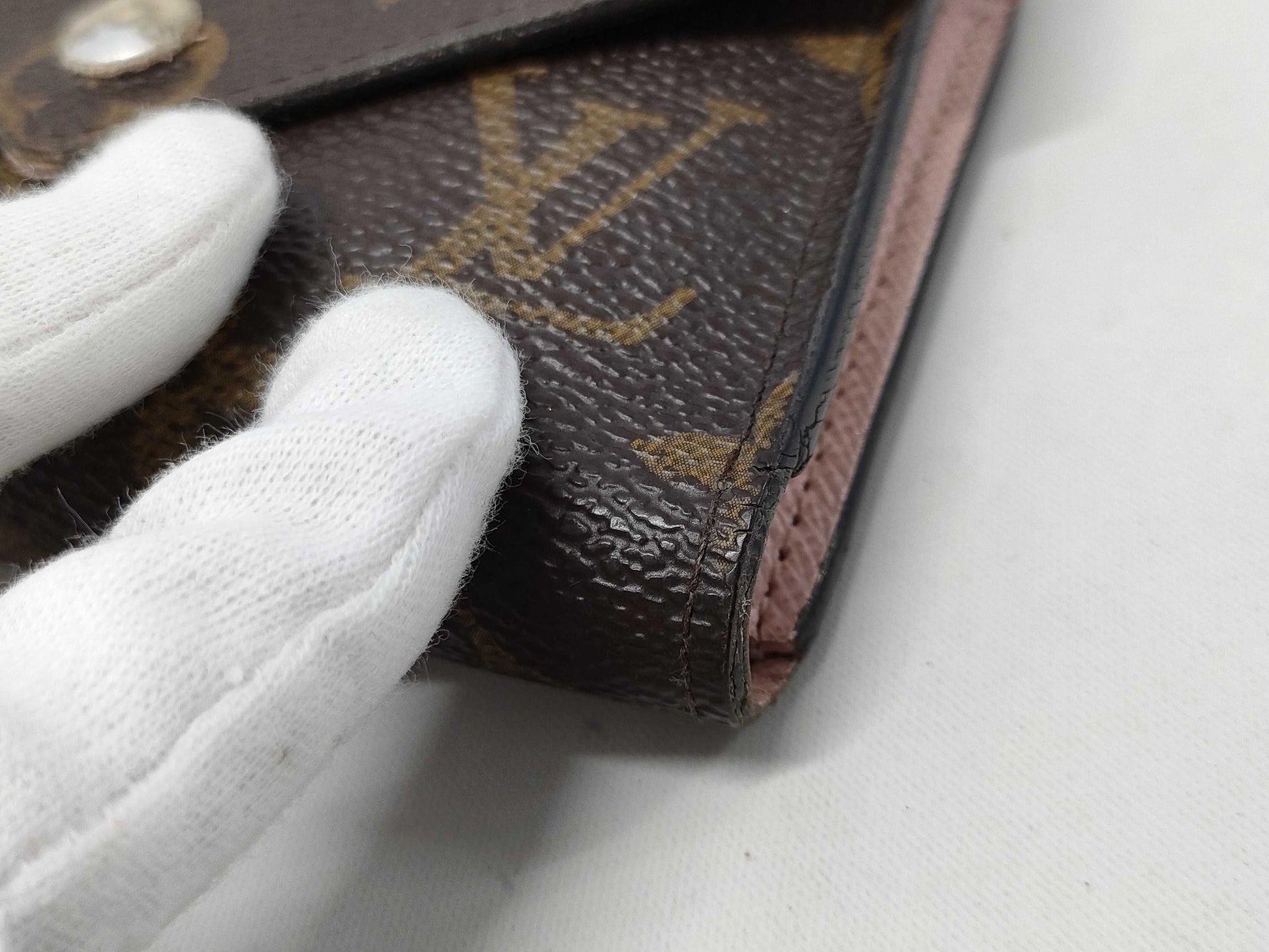 LOUIS VUITTON Monogram Victorine Wallet