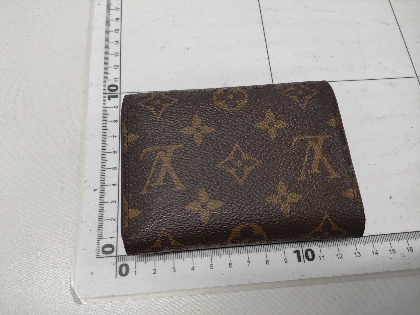 LOUIS VUITTON Monogram Victorine Wallet