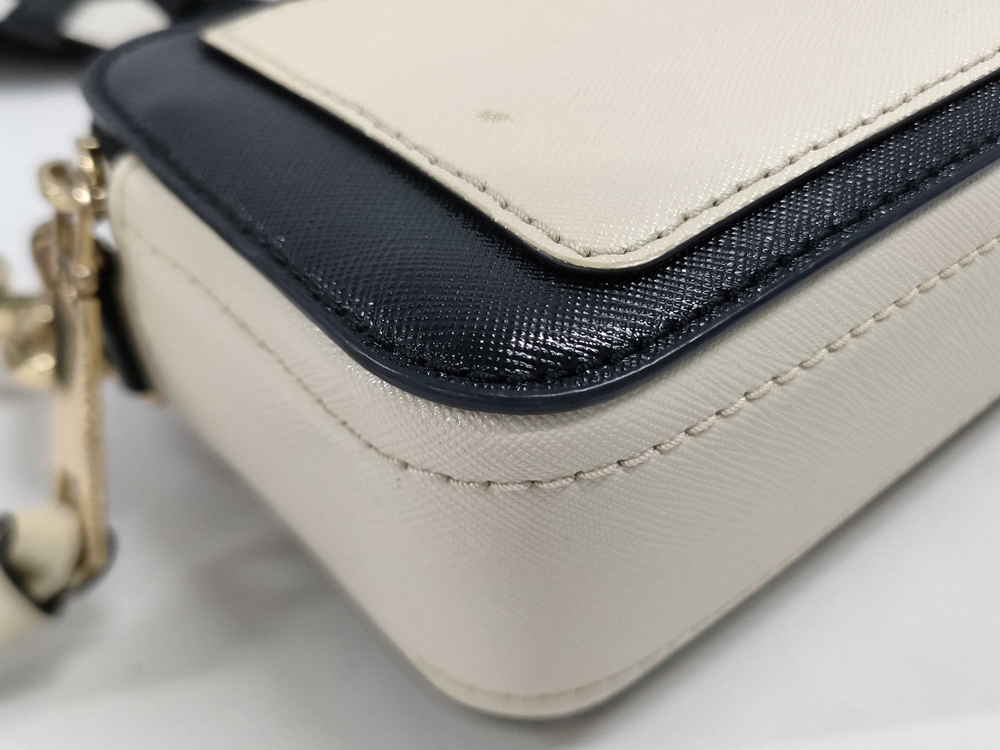 MARC JACOBS Snapshot Ivory Shoulder Bag