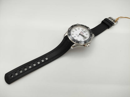 OMEGA Seamaster Diver 300M 210.32.42.20.04.001 83671200 White Dial Automatic Men's Watch
