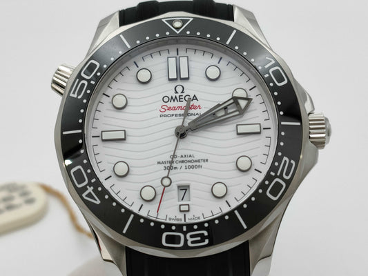 OMEGA Seamaster Diver 300M 210.32.42.20.04.001 83671200 White Dial Automatic Men's Watch