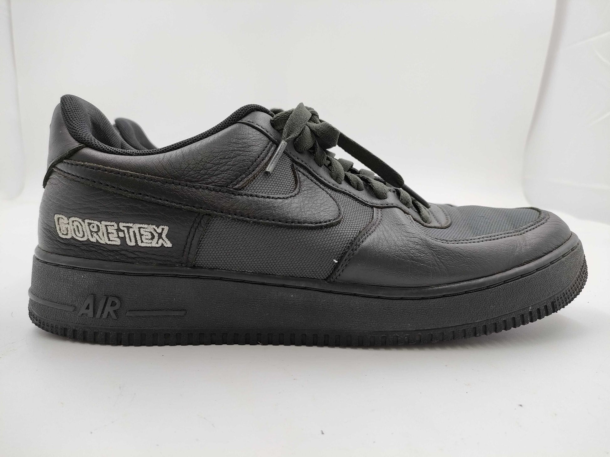 NIKE Nike Air Gore-Tex Sneakers