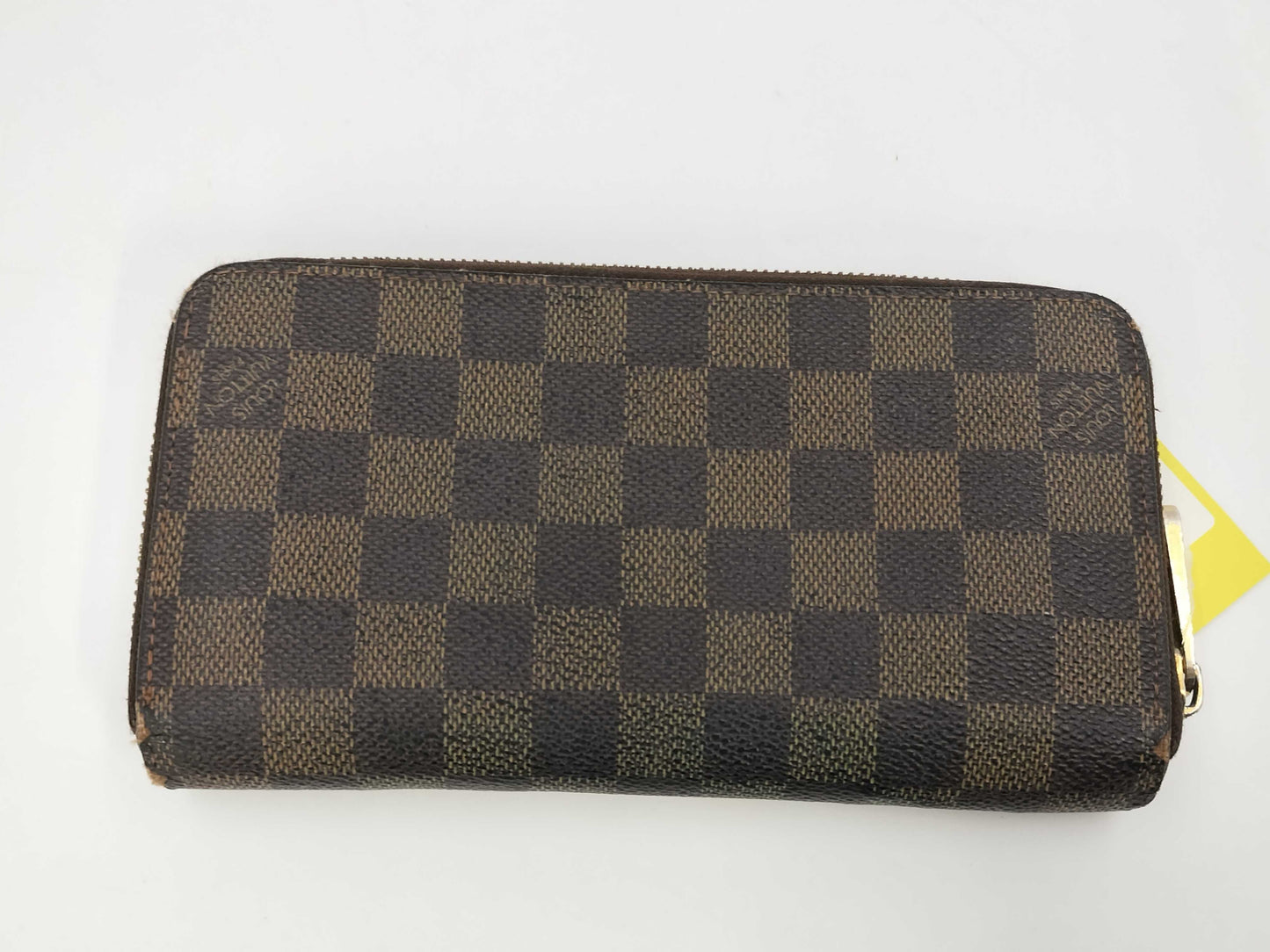 LOUIS VUITTON Damier Zippy Wallet