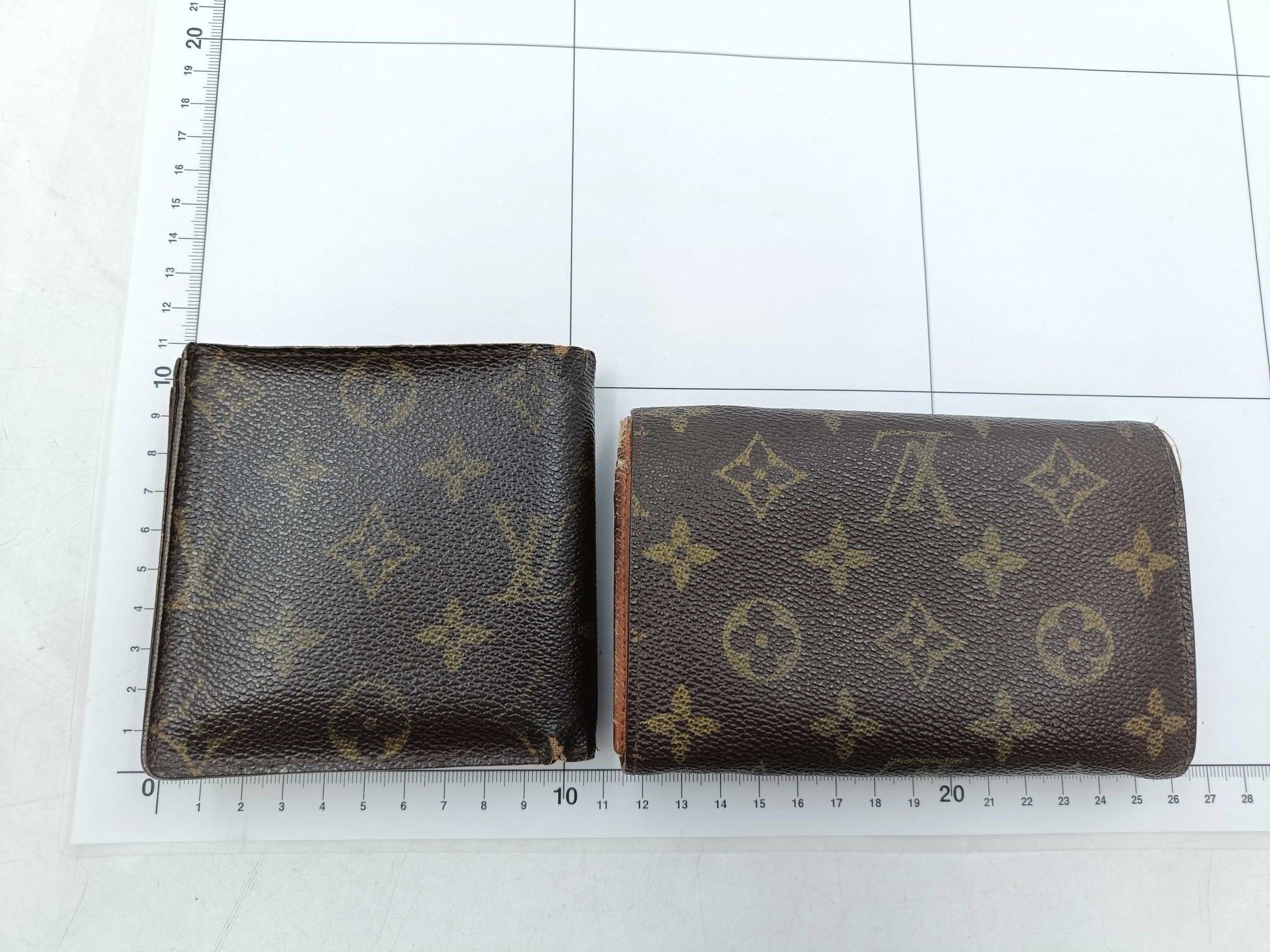 LOUIS VUITTON Monogram Wallet/Coin Case 2-Piece Wallet