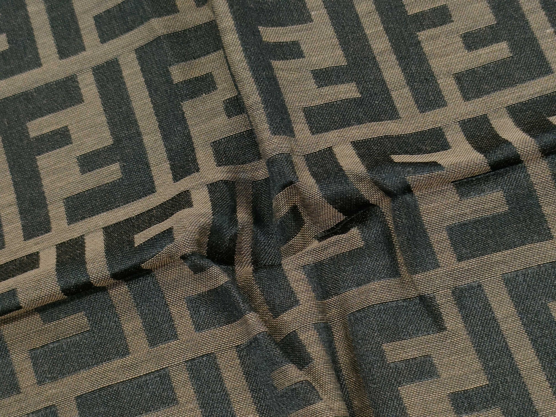 FENDI Zucca scarf