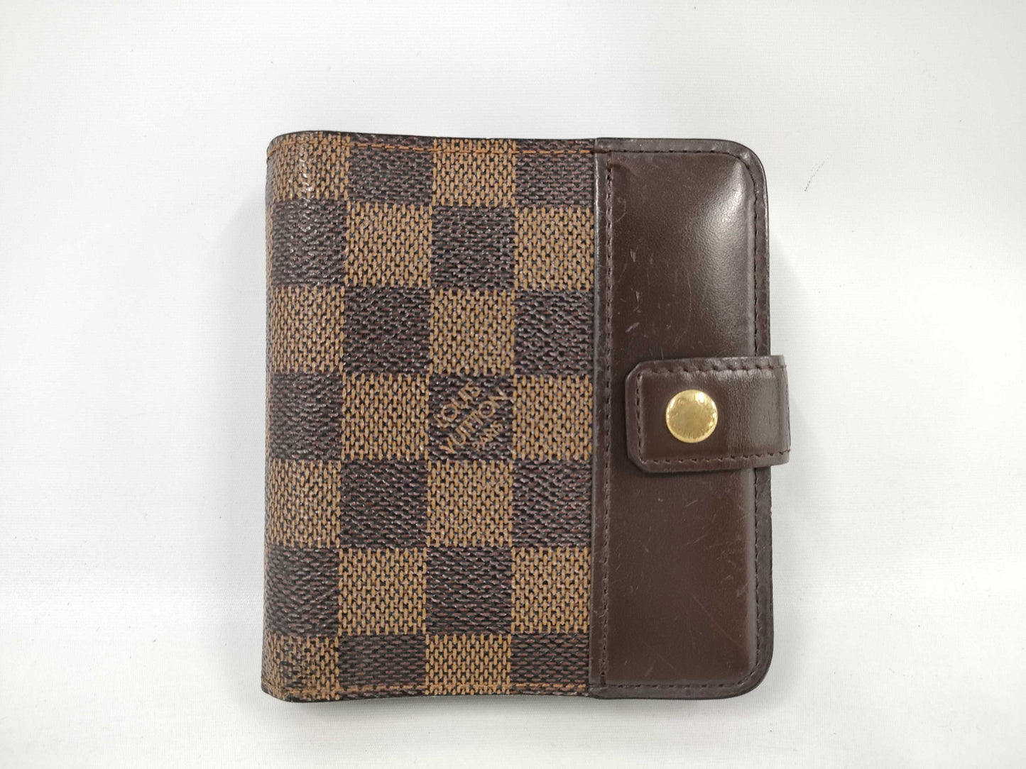 LOUIS VUITTON Damier N61668 Compact Zip Wallet