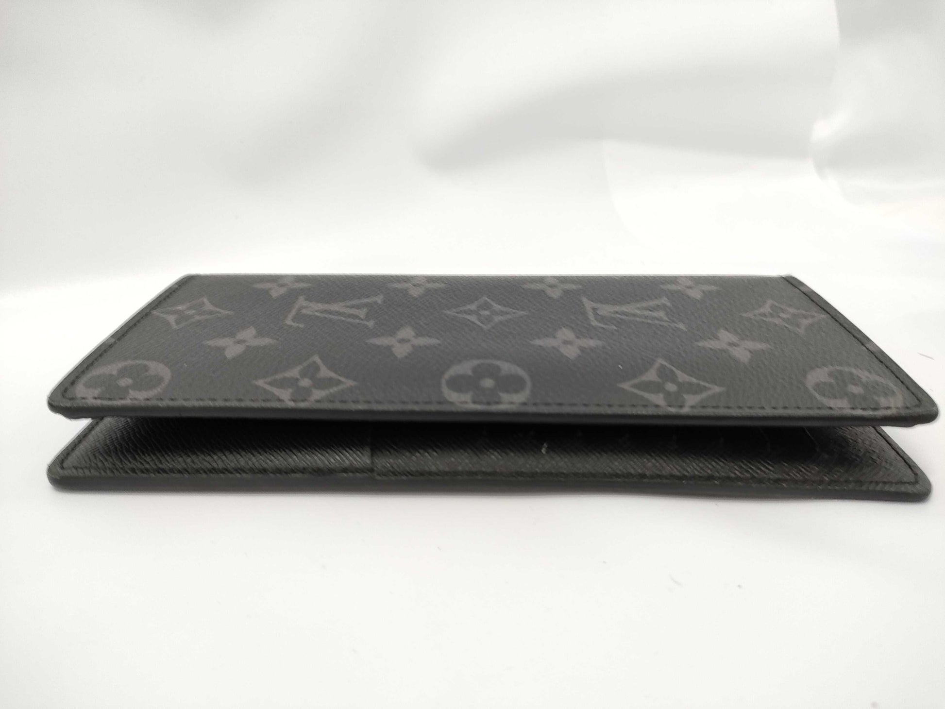 LOUIS VUITTON Monogram Portefeuille Brazza M61697 Wallet
