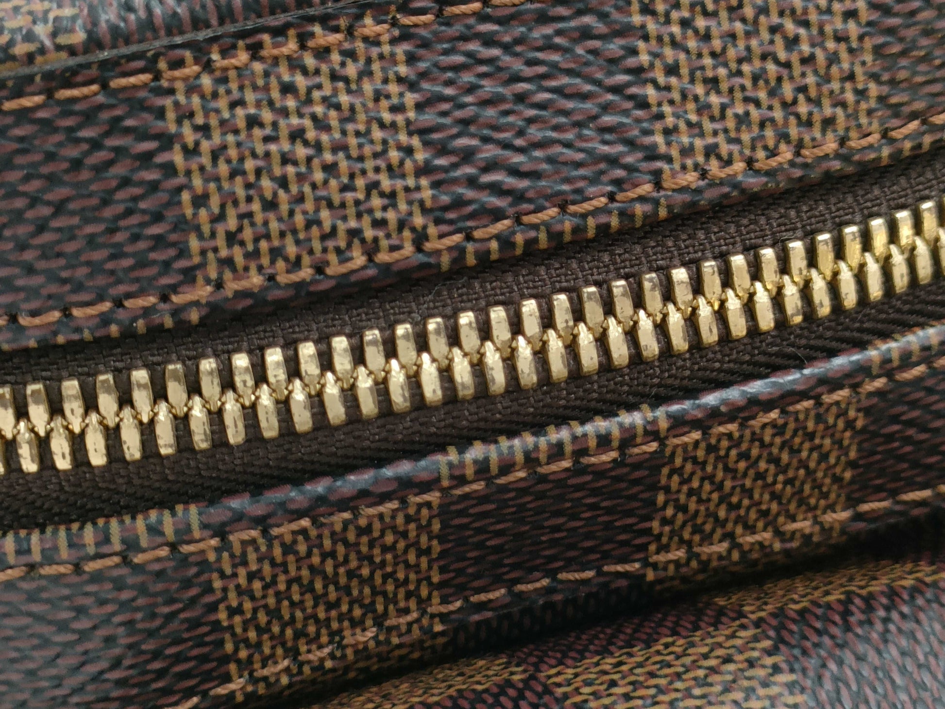 LOUIS VUITTON Damier N51994 Geronimos Shoulder Bag