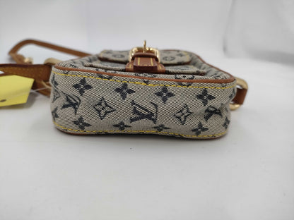 LOUIS VUITTON Monogram Mini Juliette PM Shoulder Bag