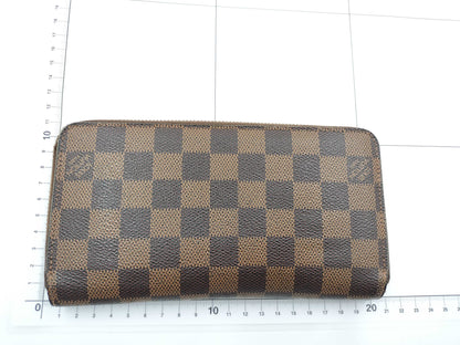 LOUIS VUITTON Damier Zippy Wallet