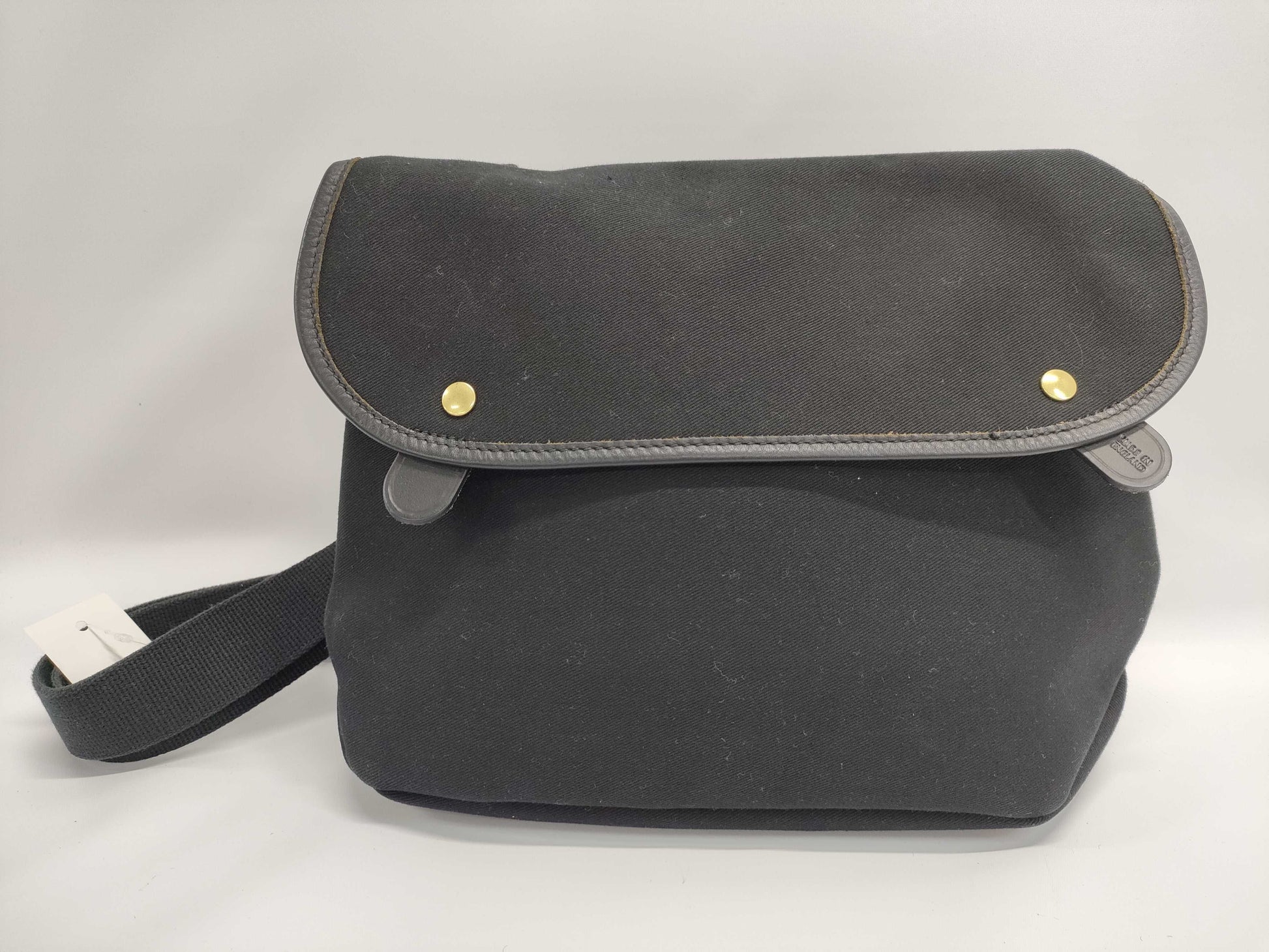 Brady Shoulder Bag Avon Shoulder Bag