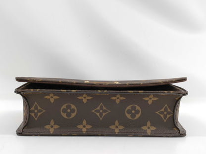 LOUIS VUITTON Monogram M82509 Wallet on Chain Lily Shoulder Bag