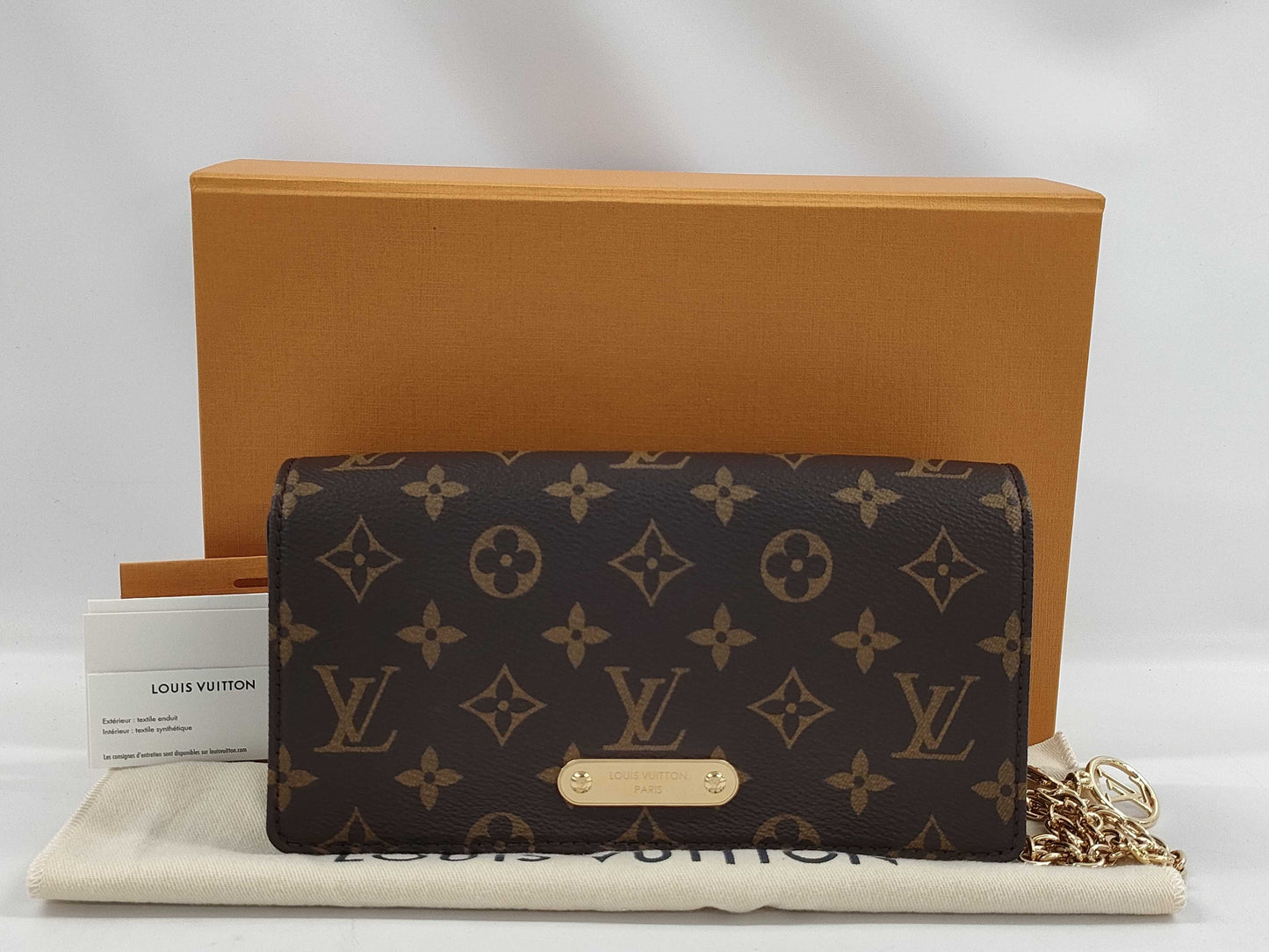 LOUIS VUITTON Monogram M82509 Wallet on Chain Lily Shoulder Bag