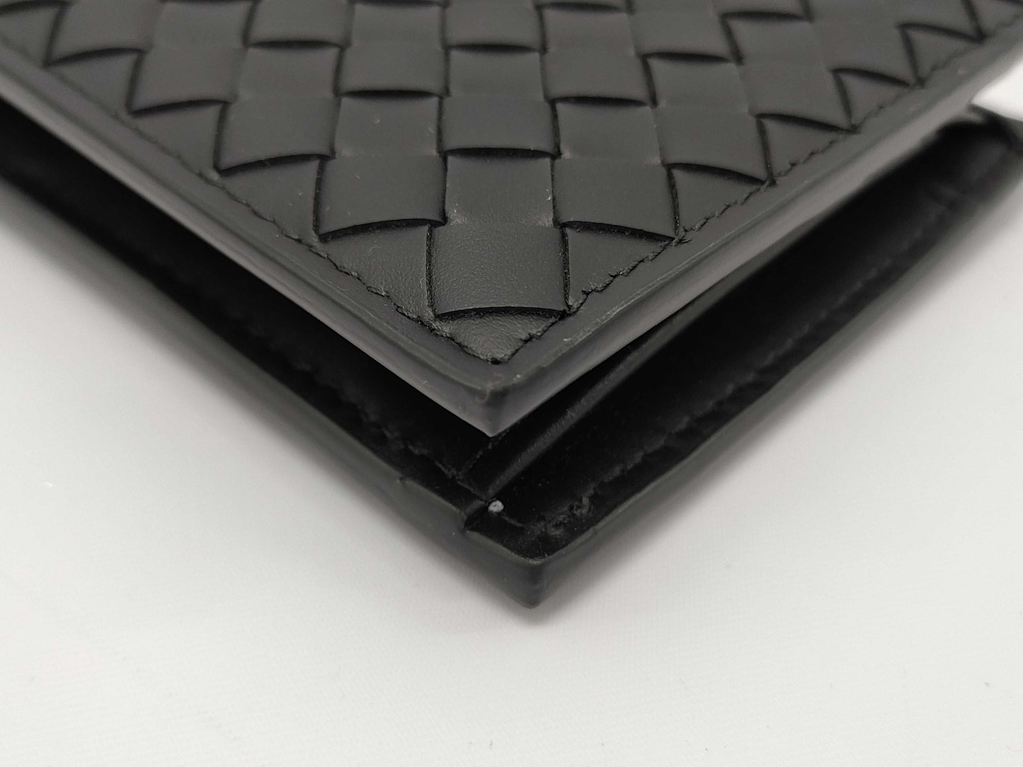 BOTTEGA VENETA Intrecciato Bifold Wallet
