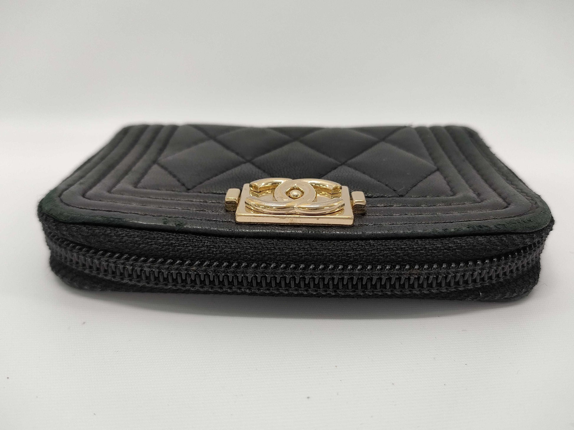 CHANEL Lambskin Boy Chanel Coin Case