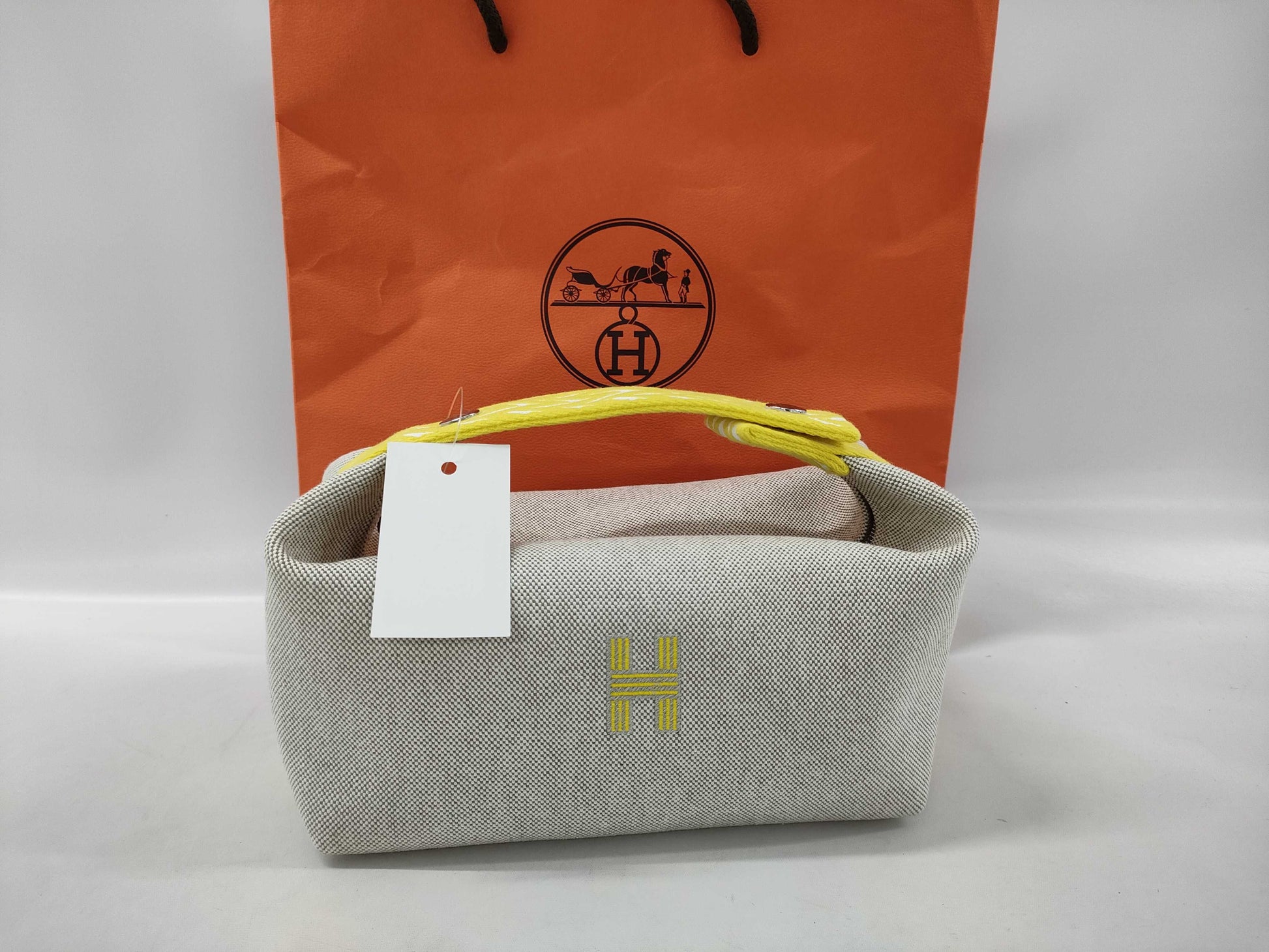 HERMES Bride a Black Handbag