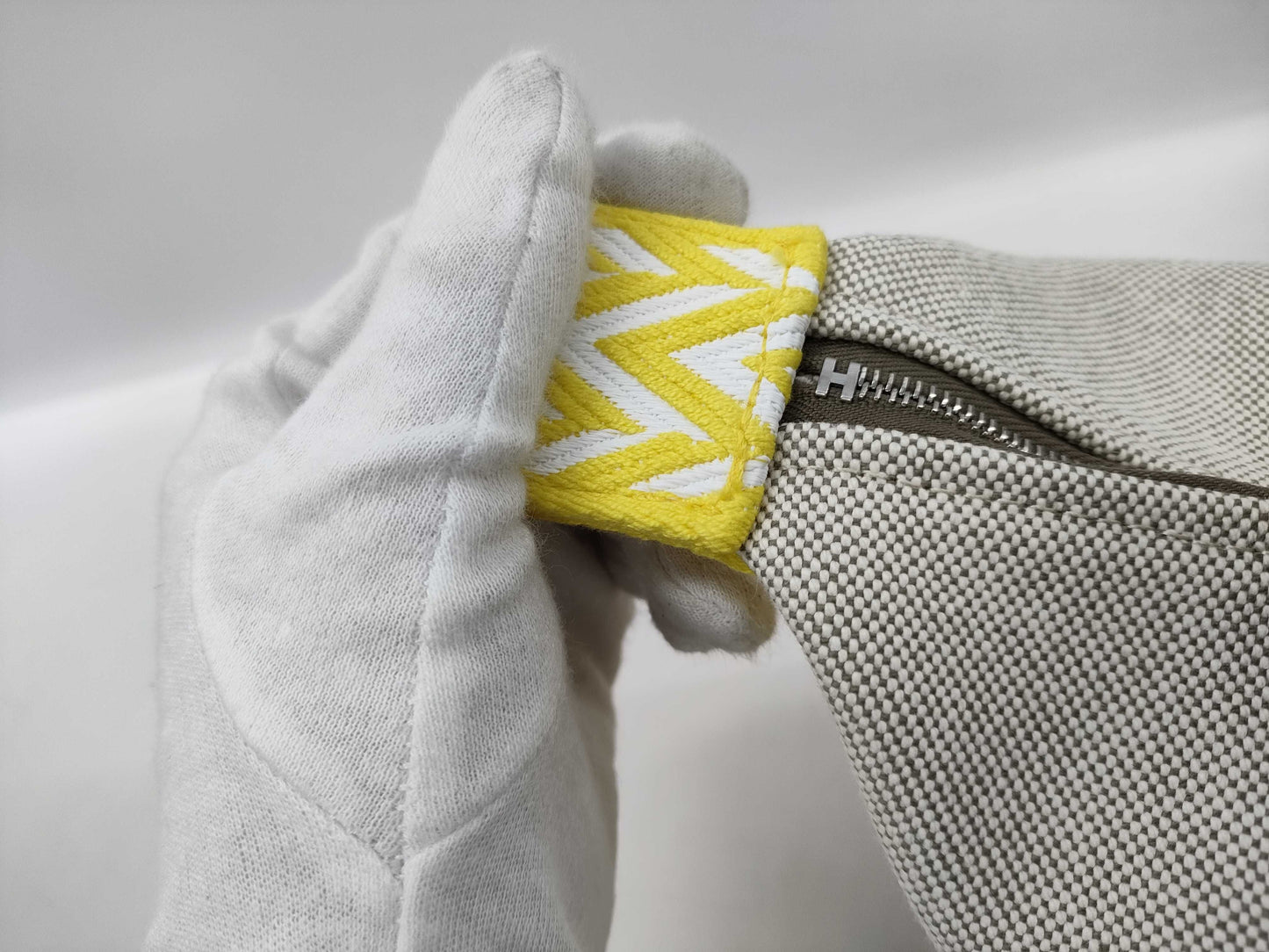 HERMES Bride a Black Handbag