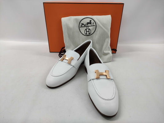 HERMES Moccasin White Pumps