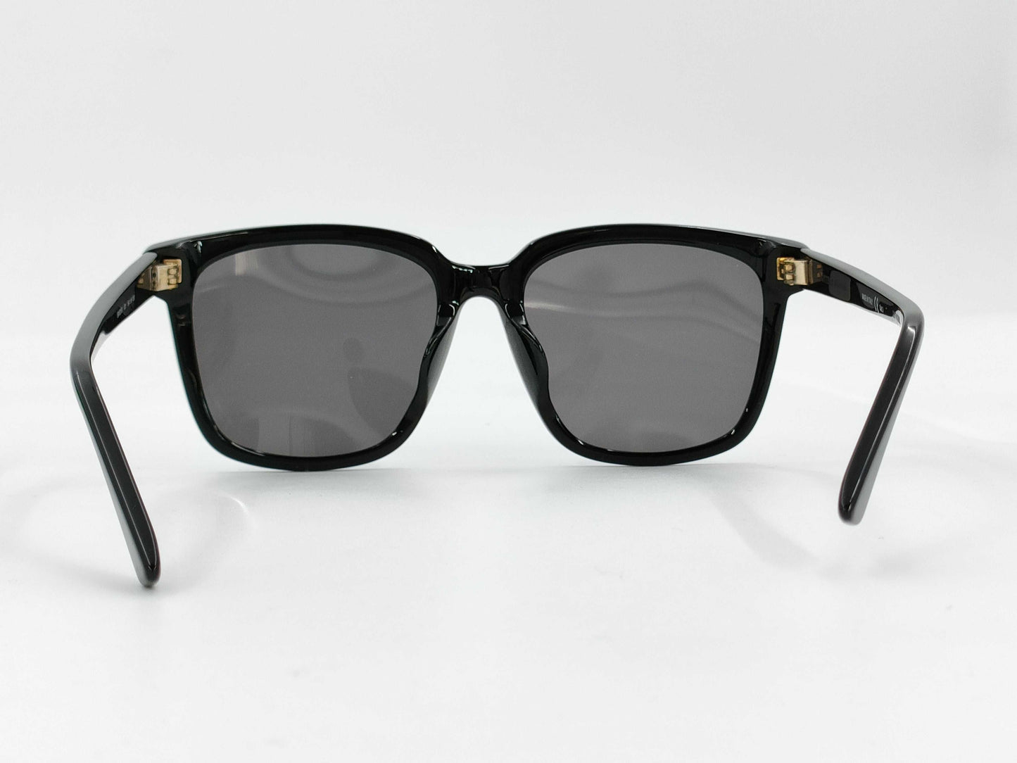 BOTTEGA VENETA Sunglasses and Glasses