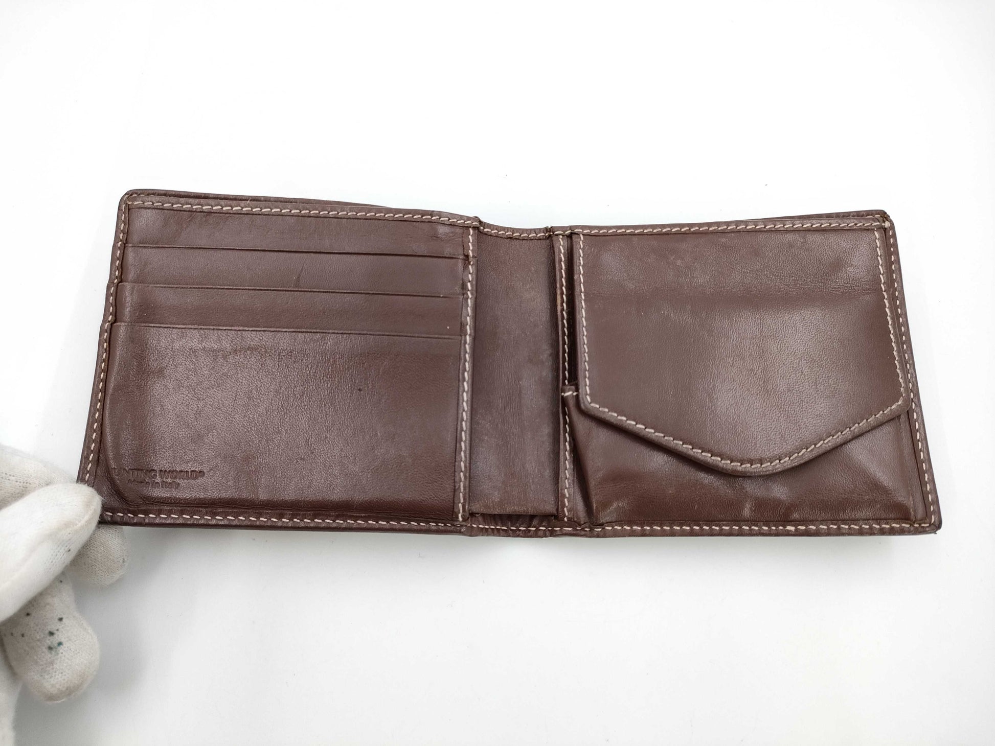 Hunting World Wallet Wallet