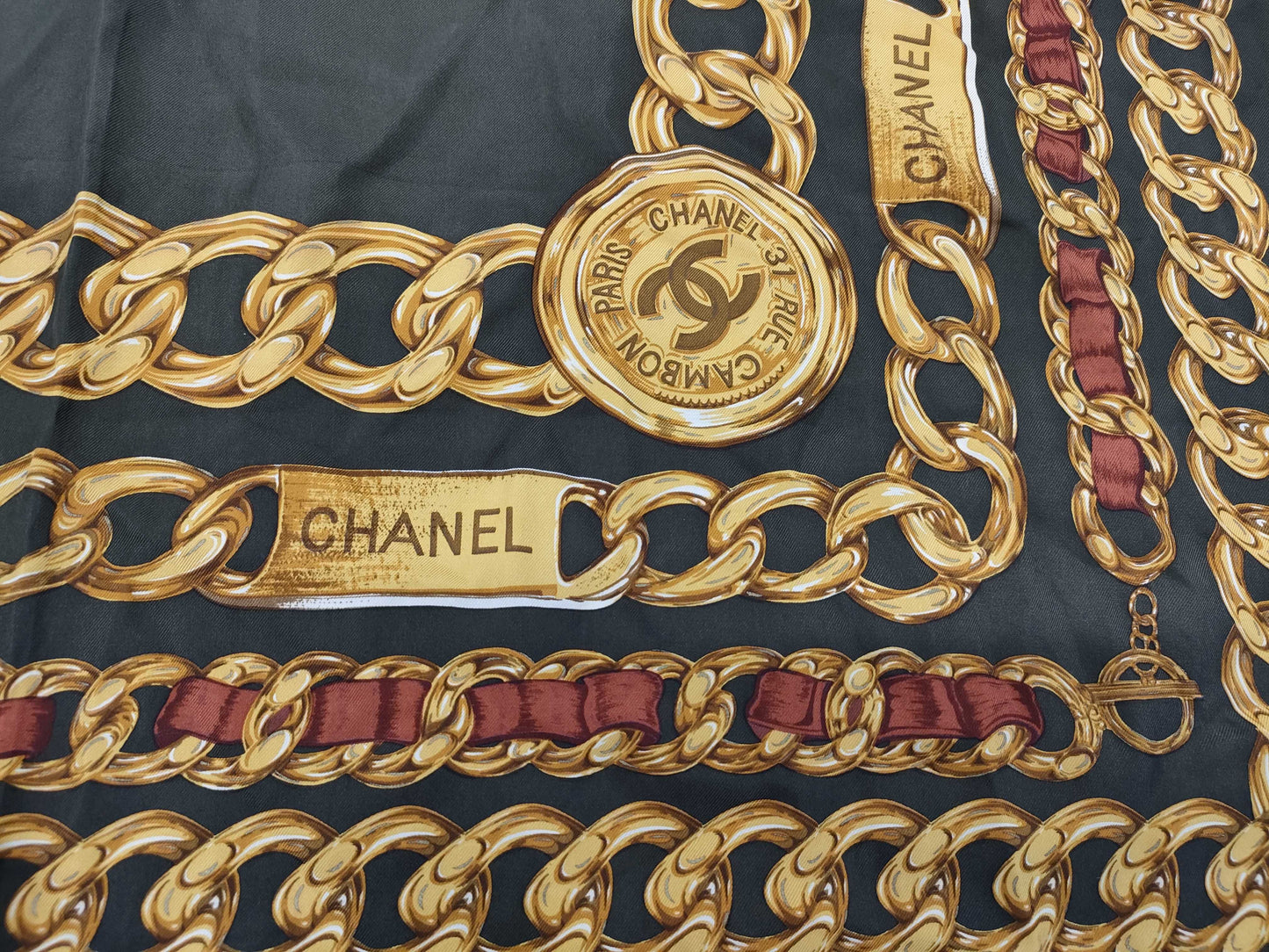 CHANEL chain scarf