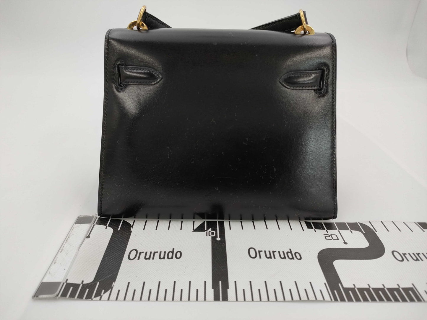 HERMES Kelly Mini Shoulder Bag in Black Box Calf Leather with GD Hardware and 〇Q Stamp