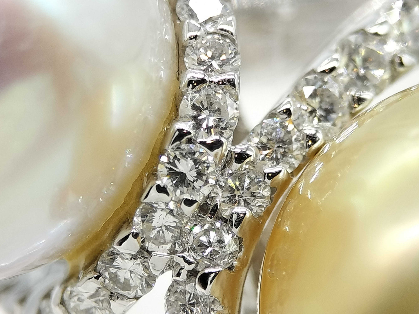 South Sea Pearl Diameter: Approx. 12.0mm / South Sea Pearl Diameter: Approx. 13.5mm, D1.03ct, 18K Gold, 14.0g, Ring 