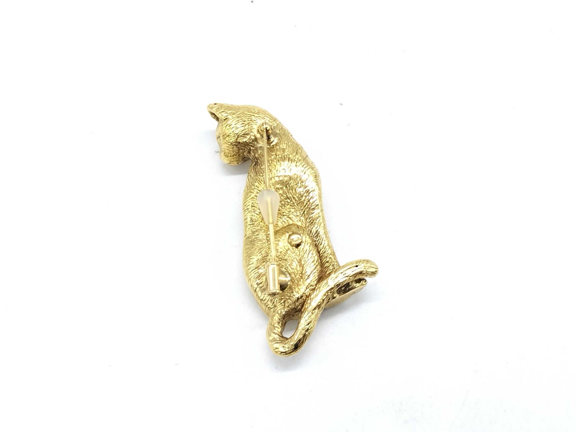 Animal motif K18 5.8g brooch 